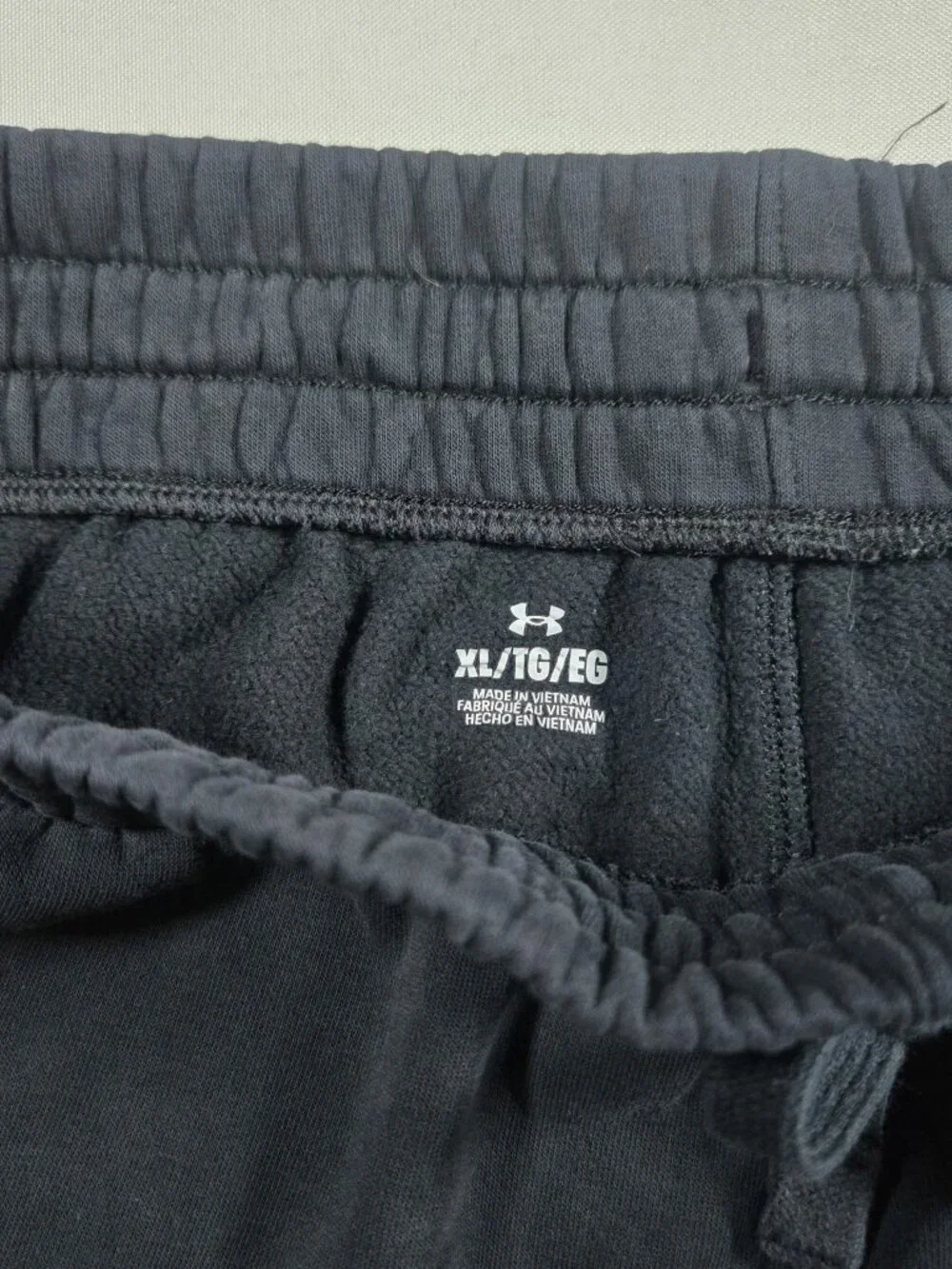 Under Armour Freedom Men’s XL Black Fleece Jogger Sweatpants American Flag